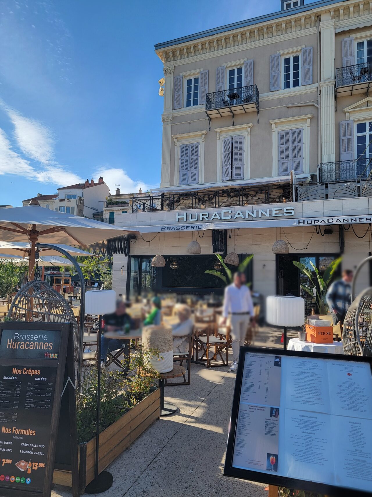 Hura Cannes Restaurant
