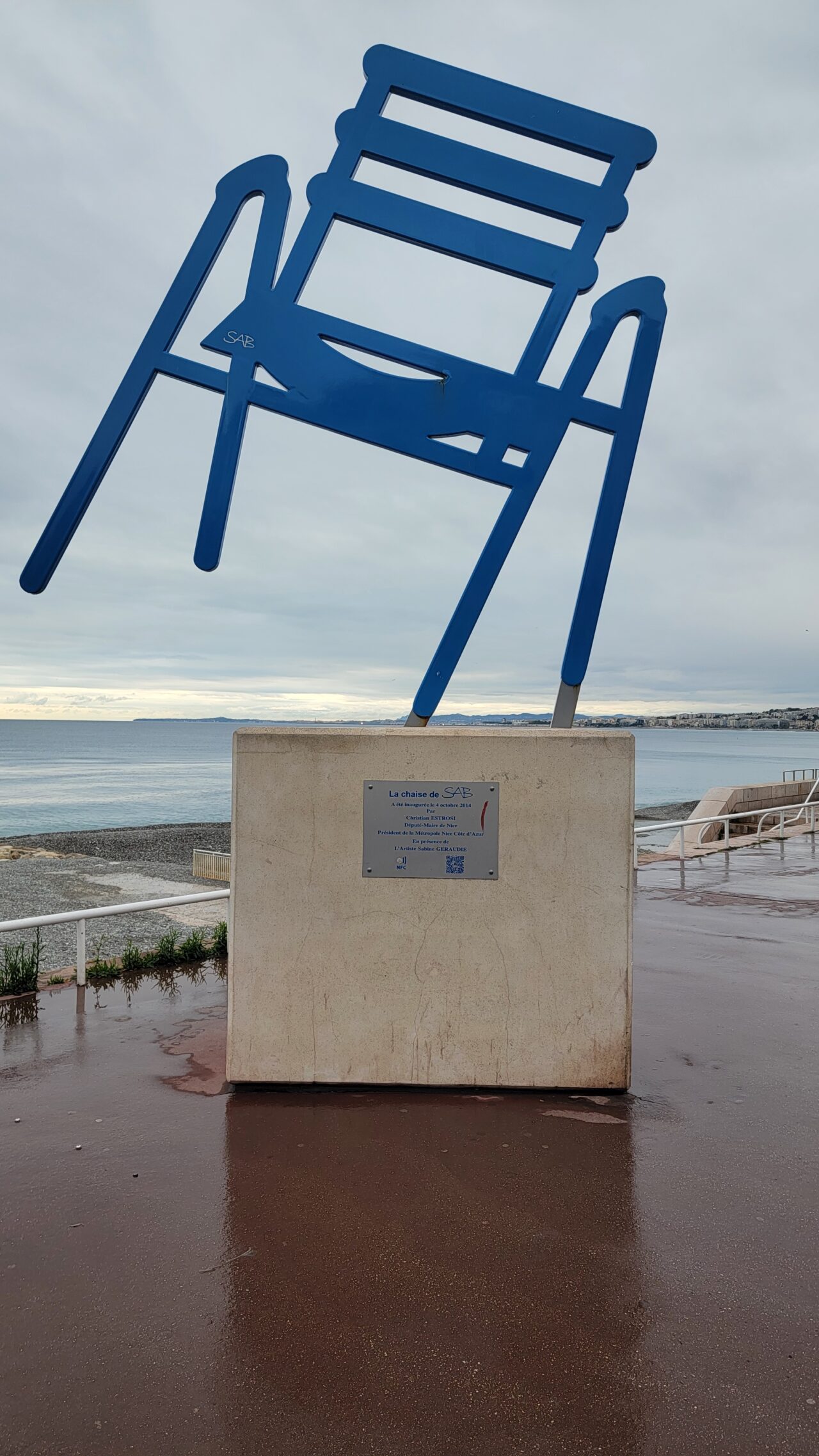 La chaise bleue de SAB