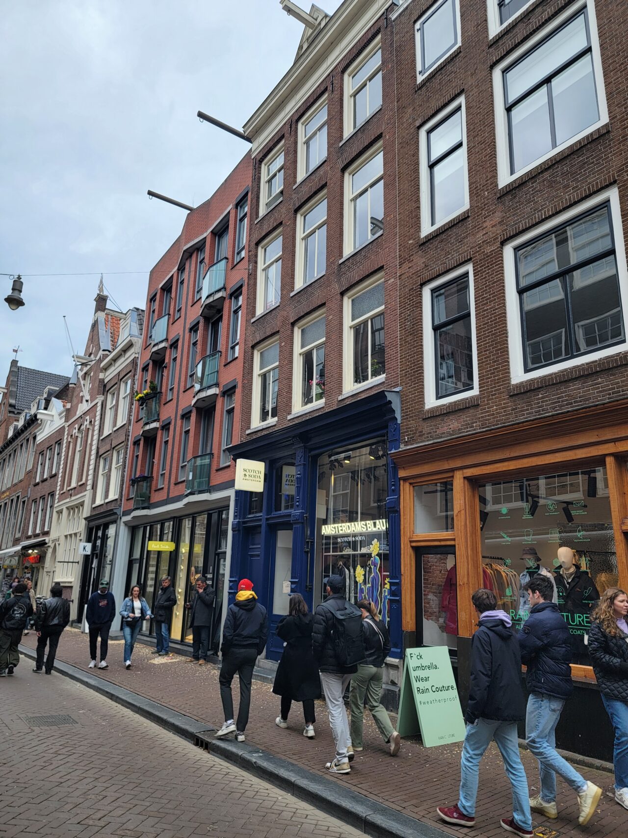 Amsterdam's fashionable tourist area "9 Stratjes"