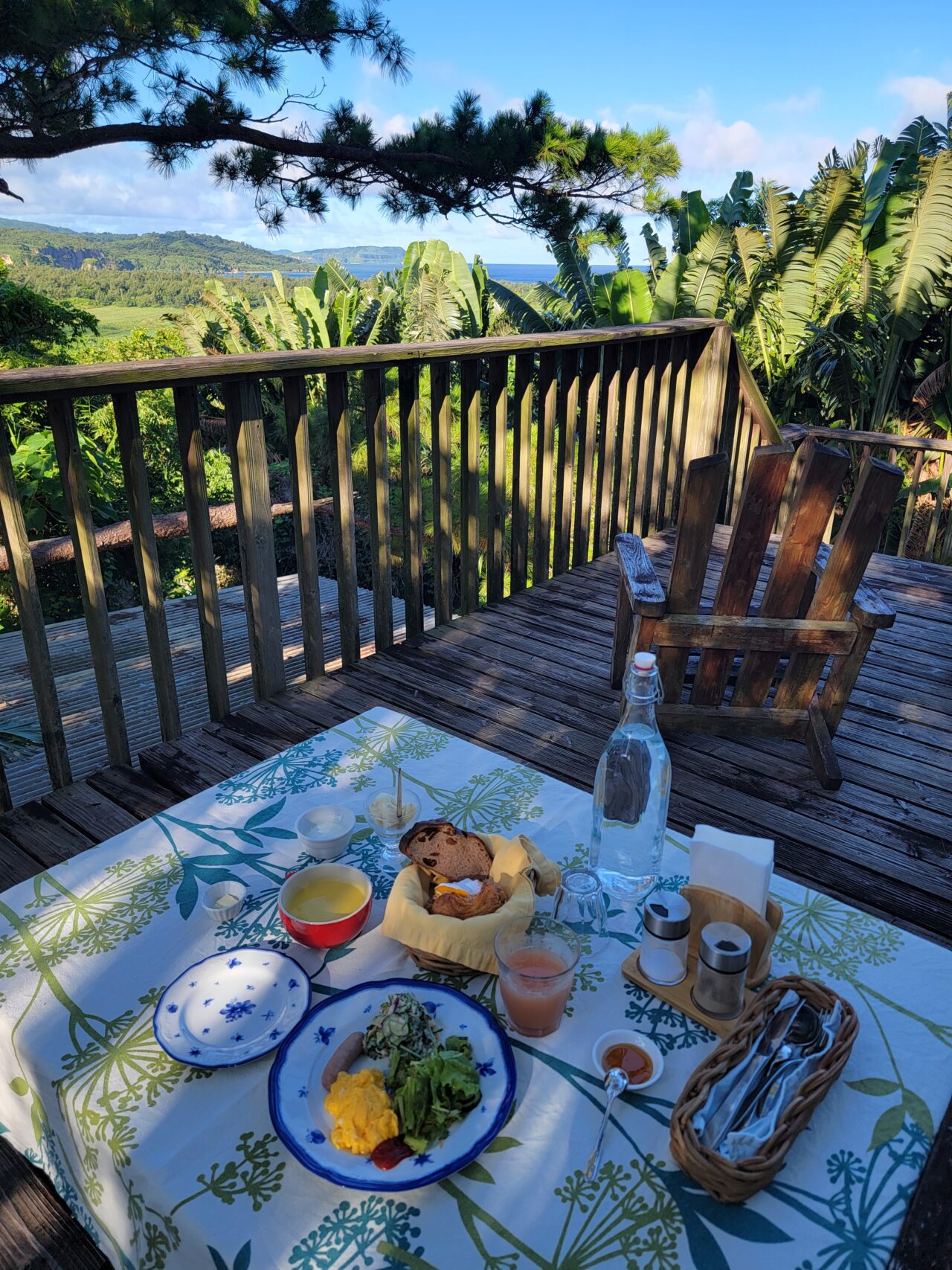 西表島 ニライナリゾート朝食