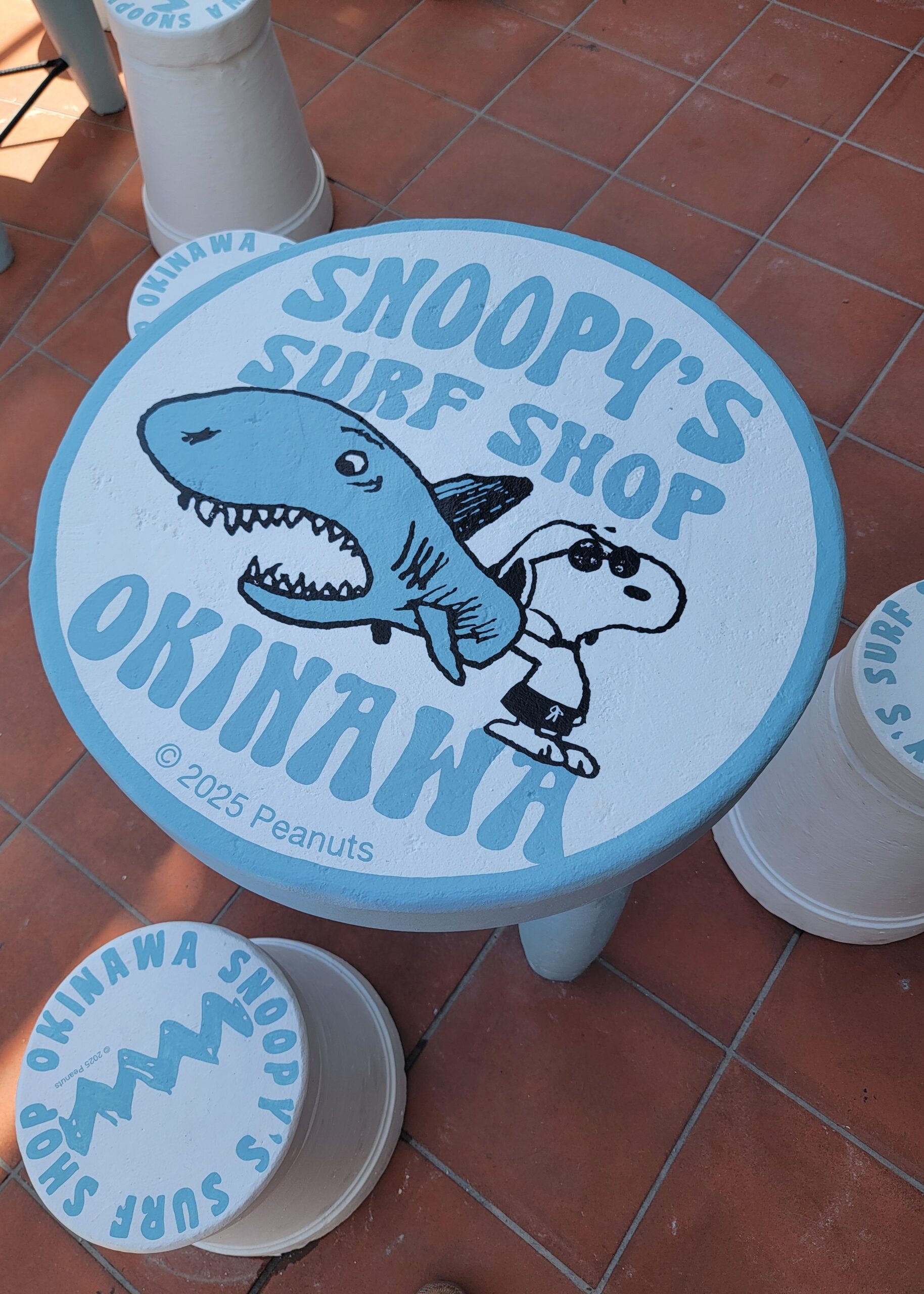【Okinawa Japan】 Snoopy's surf shop /Let's Surf With Okinawa-Style ...