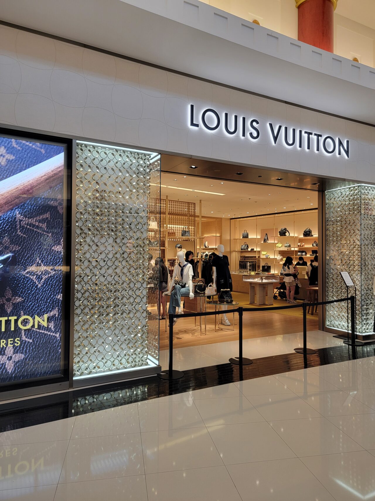 DFS NAHA OKINAWA