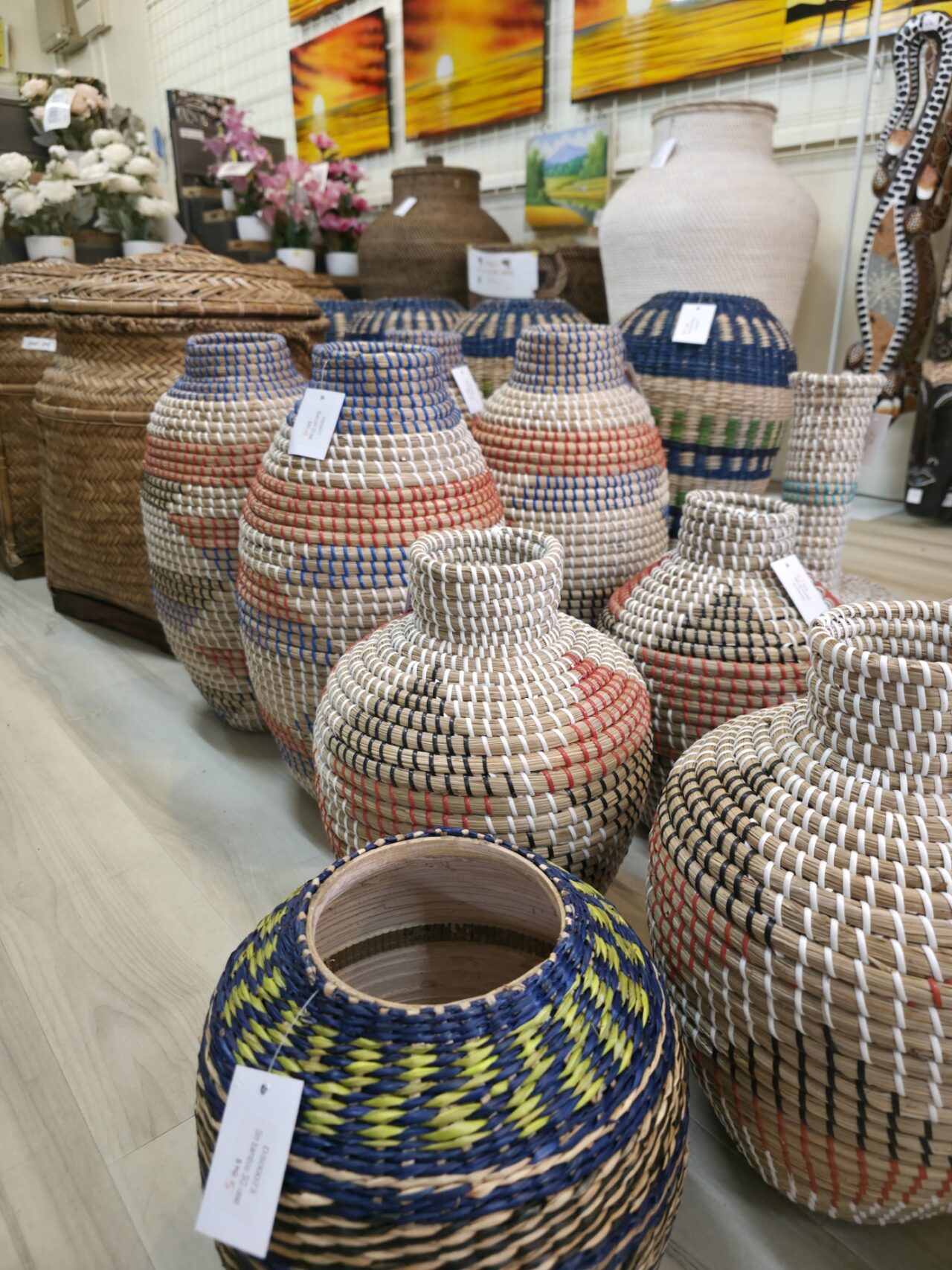 YELLOW BOX TEAK STORE