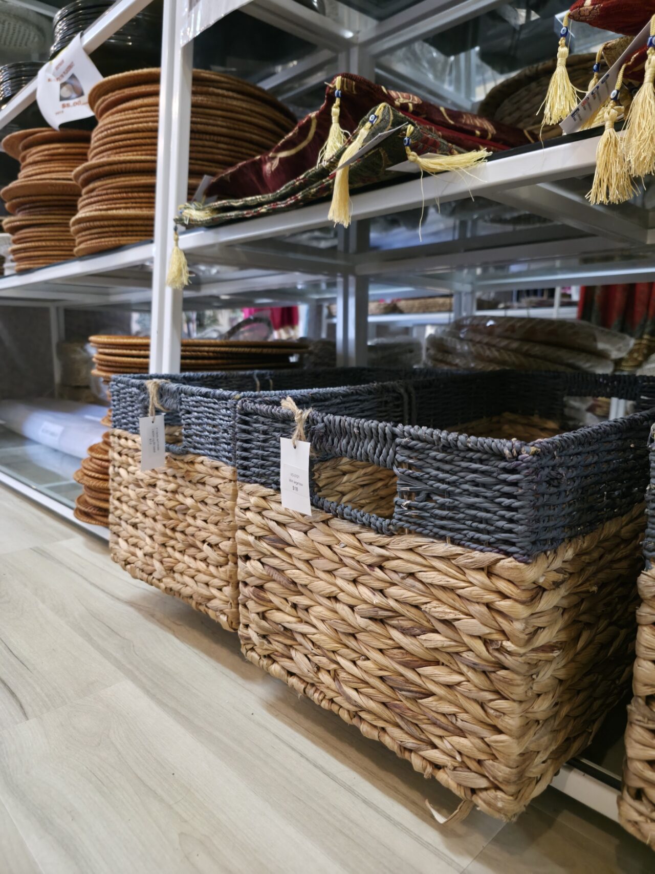 YELLOW BOX TEAK STORE