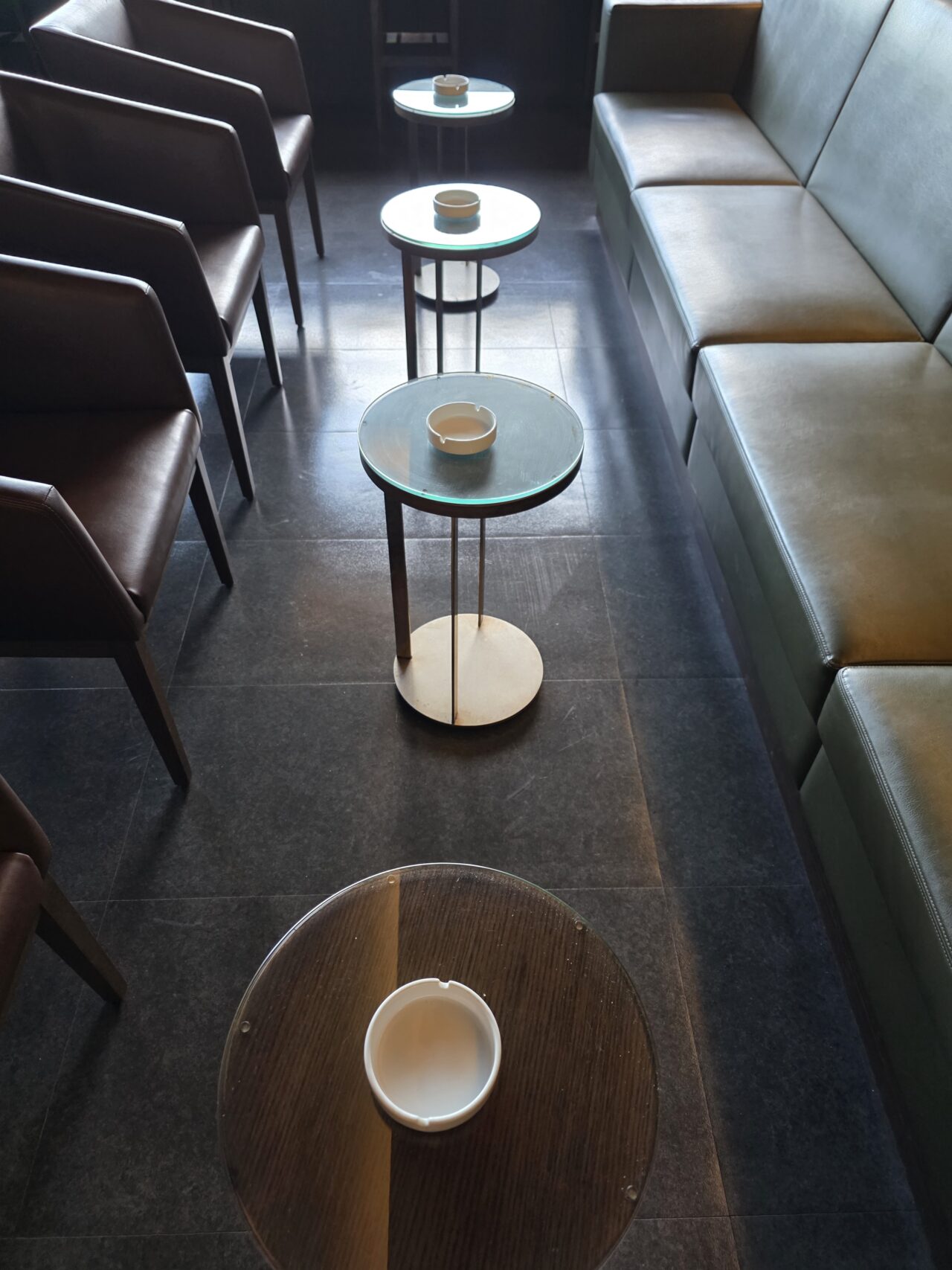 JAL成田国際線サクララウンジ