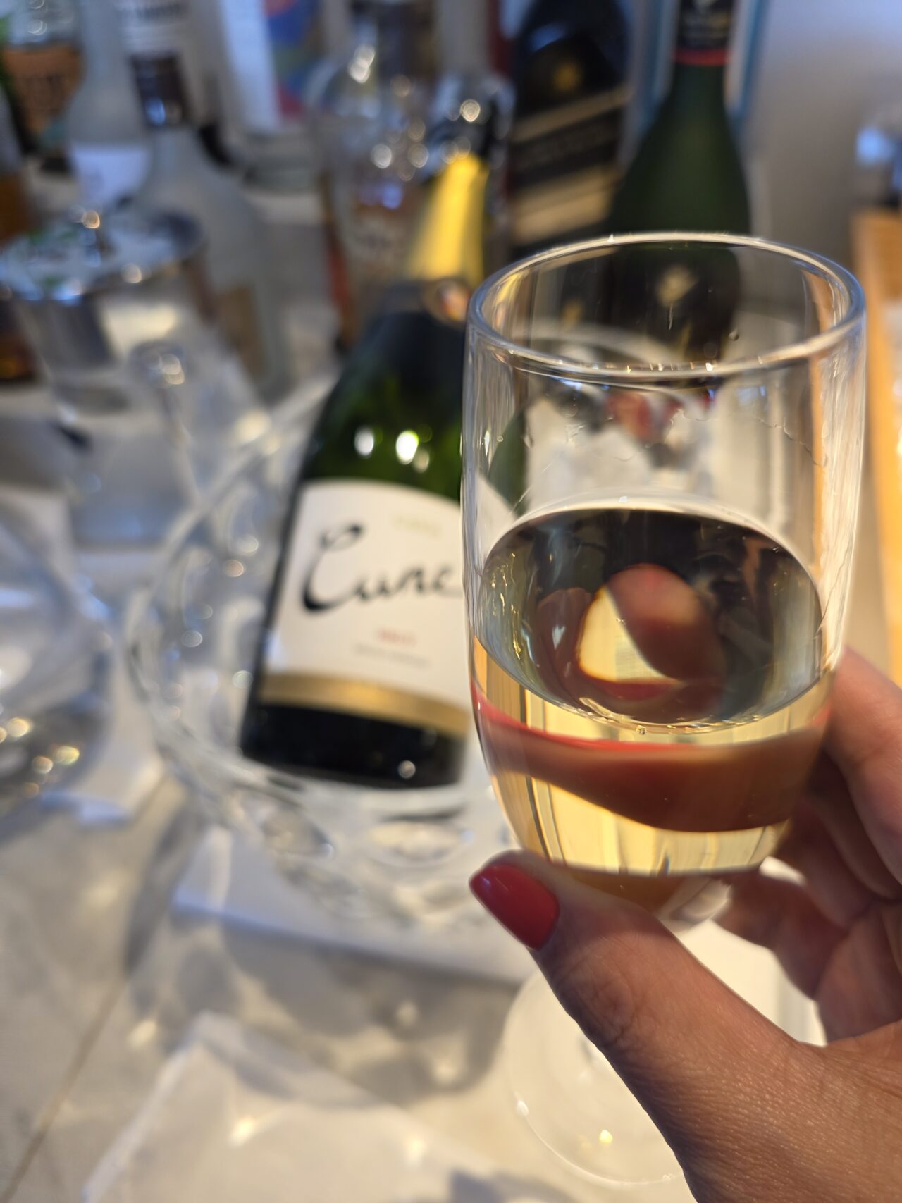 JAL成田国際線サクララウンジ