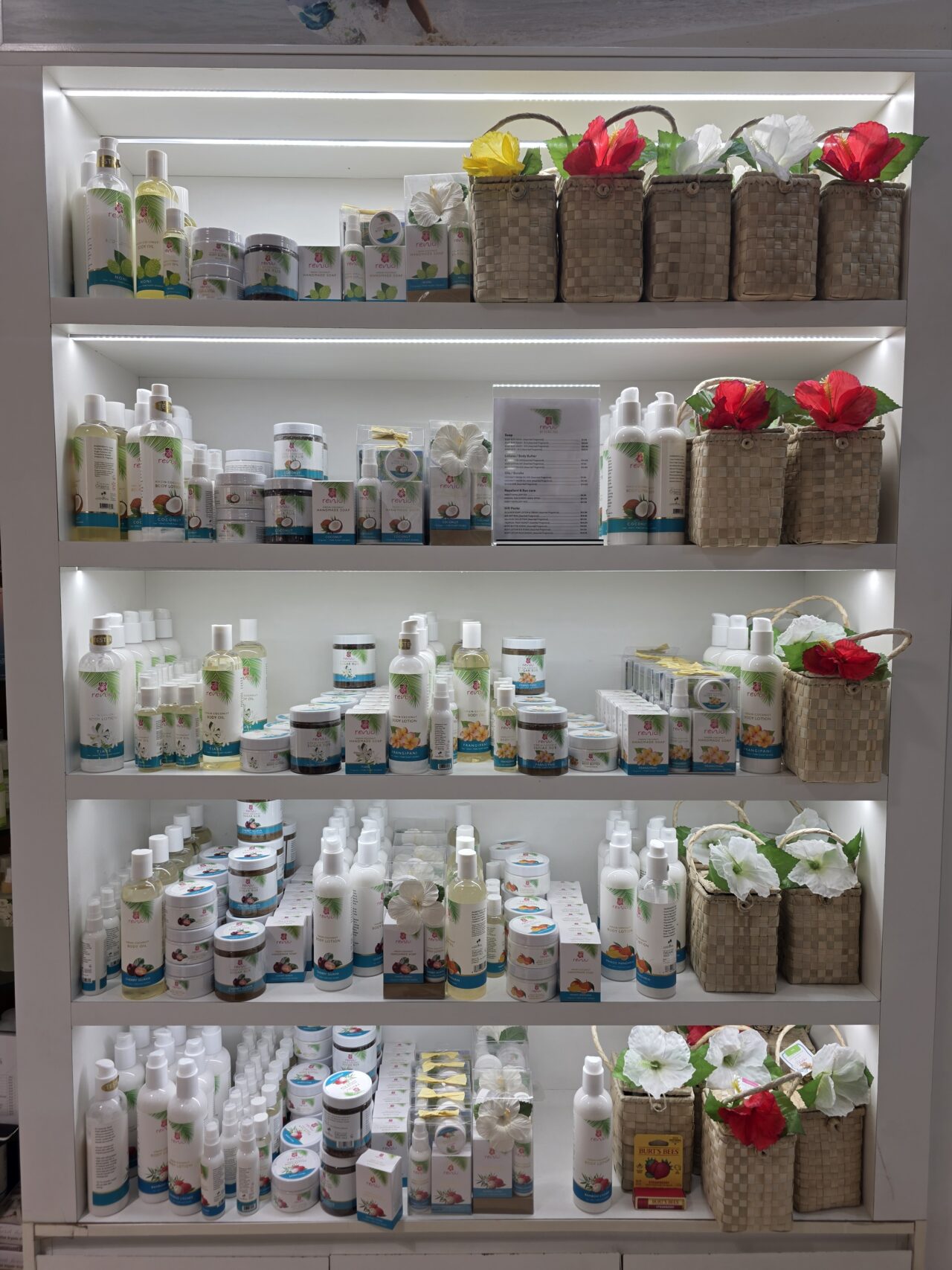 ポートデナラウ ショッピングセンター:フィジーお土産