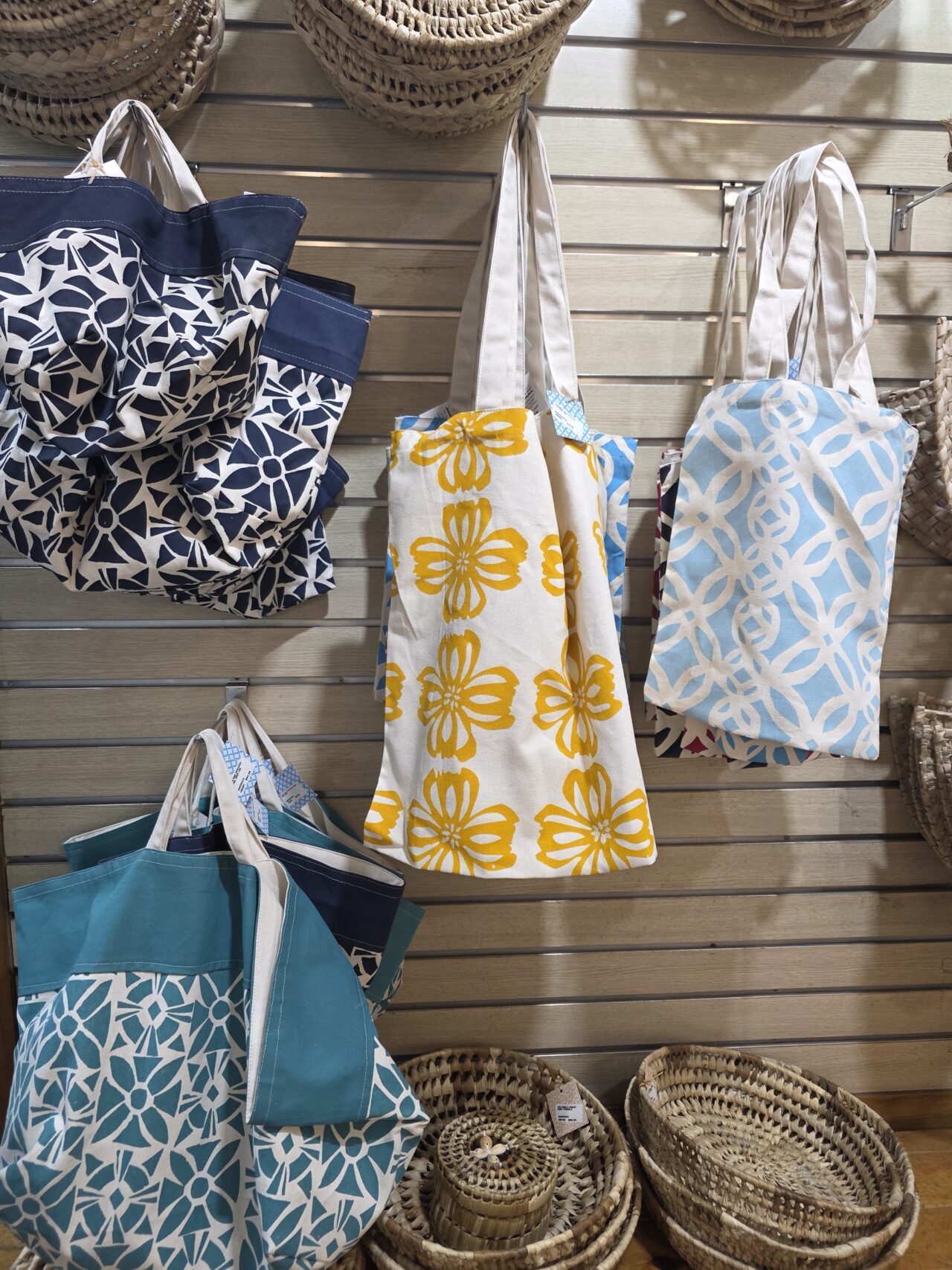 ポートデナラウ ショッピングセンター:フィジーお土産