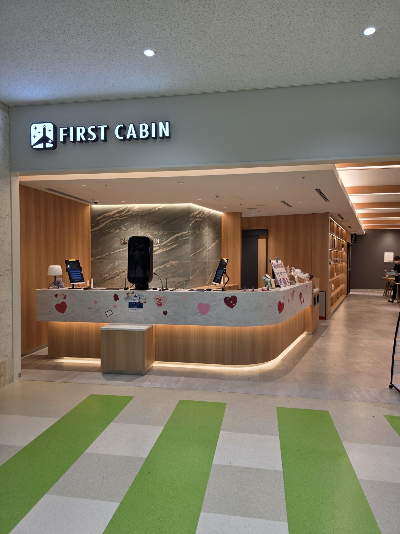 ファーストキャビン 那覇空港