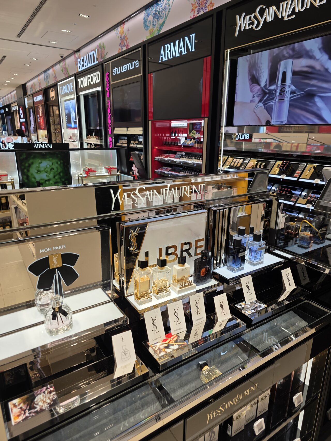 那覇空港 国際線 免税店