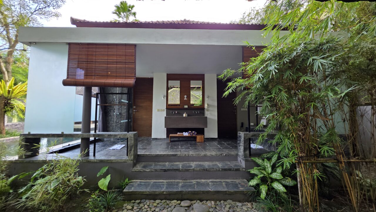 テガルサリアコモデーション（Tegal Sari Accommodation）