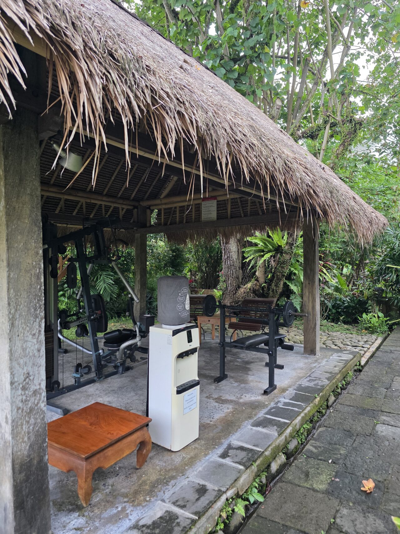 テガルサリアコモデーション（Tegal Sari Accommodation）
