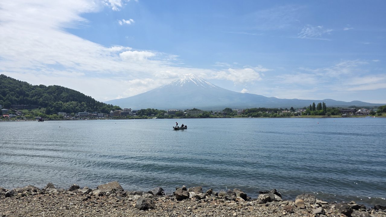 河口湖・産屋ヶ崎