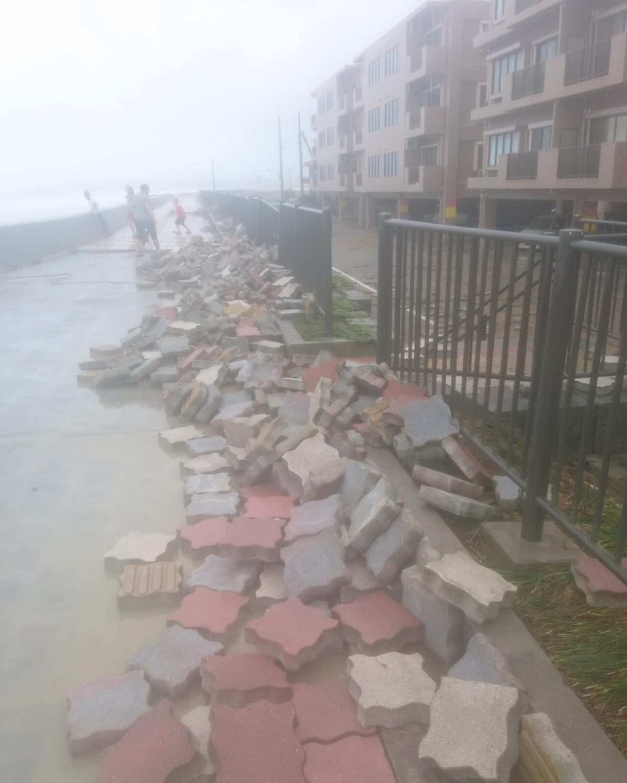 沖縄の台風被害