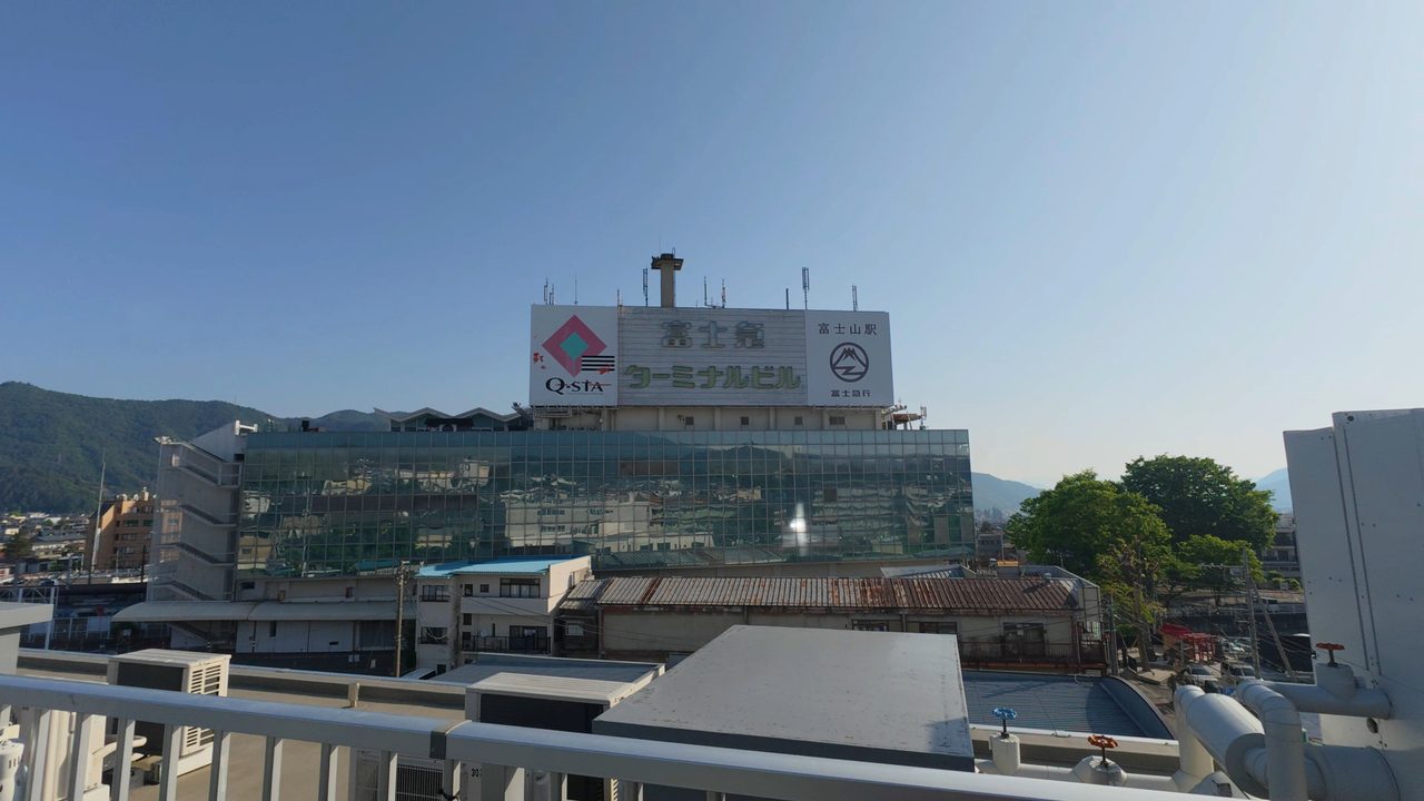 富士急ターミナルビル Q-STA